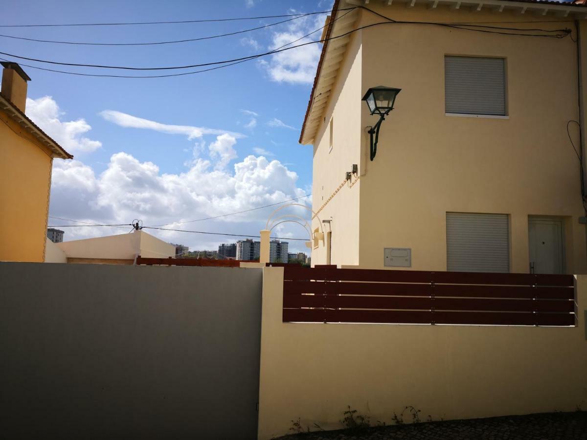 Be My Neighbour Hotel ลิสบอน ภายนอก รูปภาพ